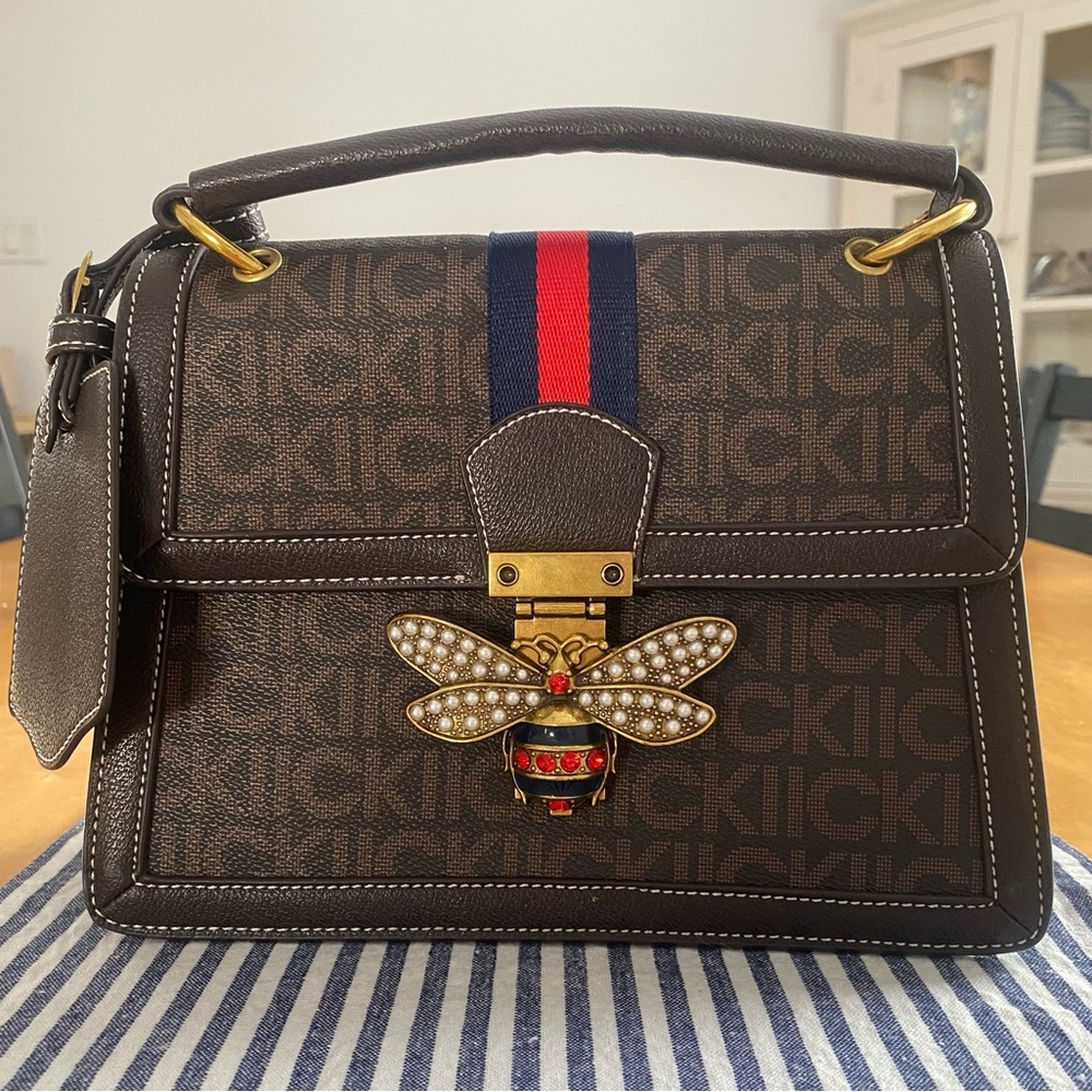 Unbranded/No Logo  Handbag with Bee Accent
